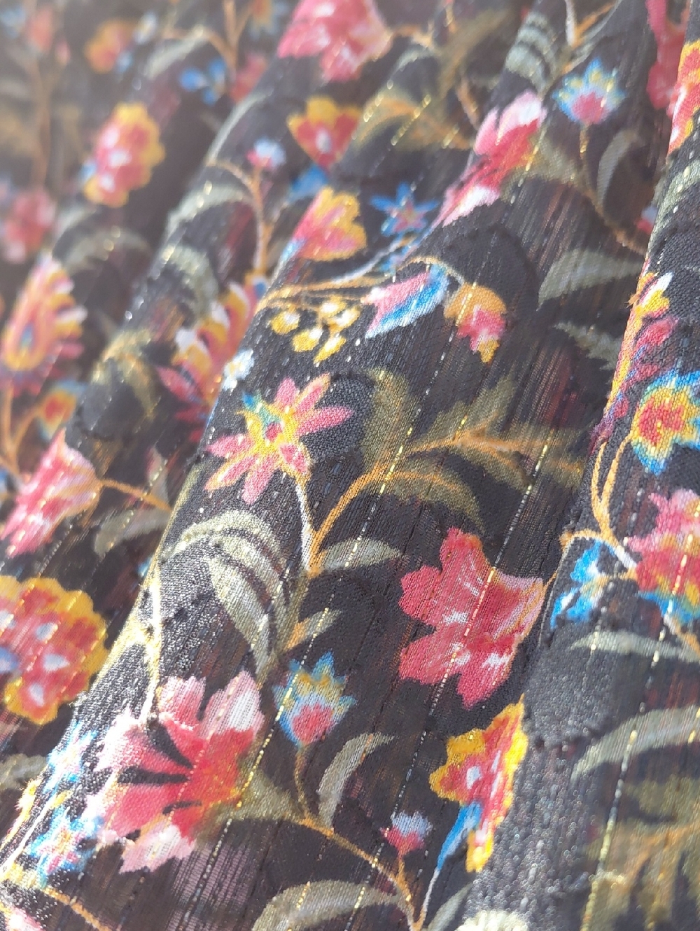 🔴 LOFT Floral Short Flutter Sleeve Blouse - Picture 11 of 11